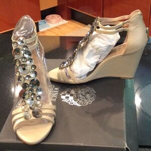 Vince Camuto wedges